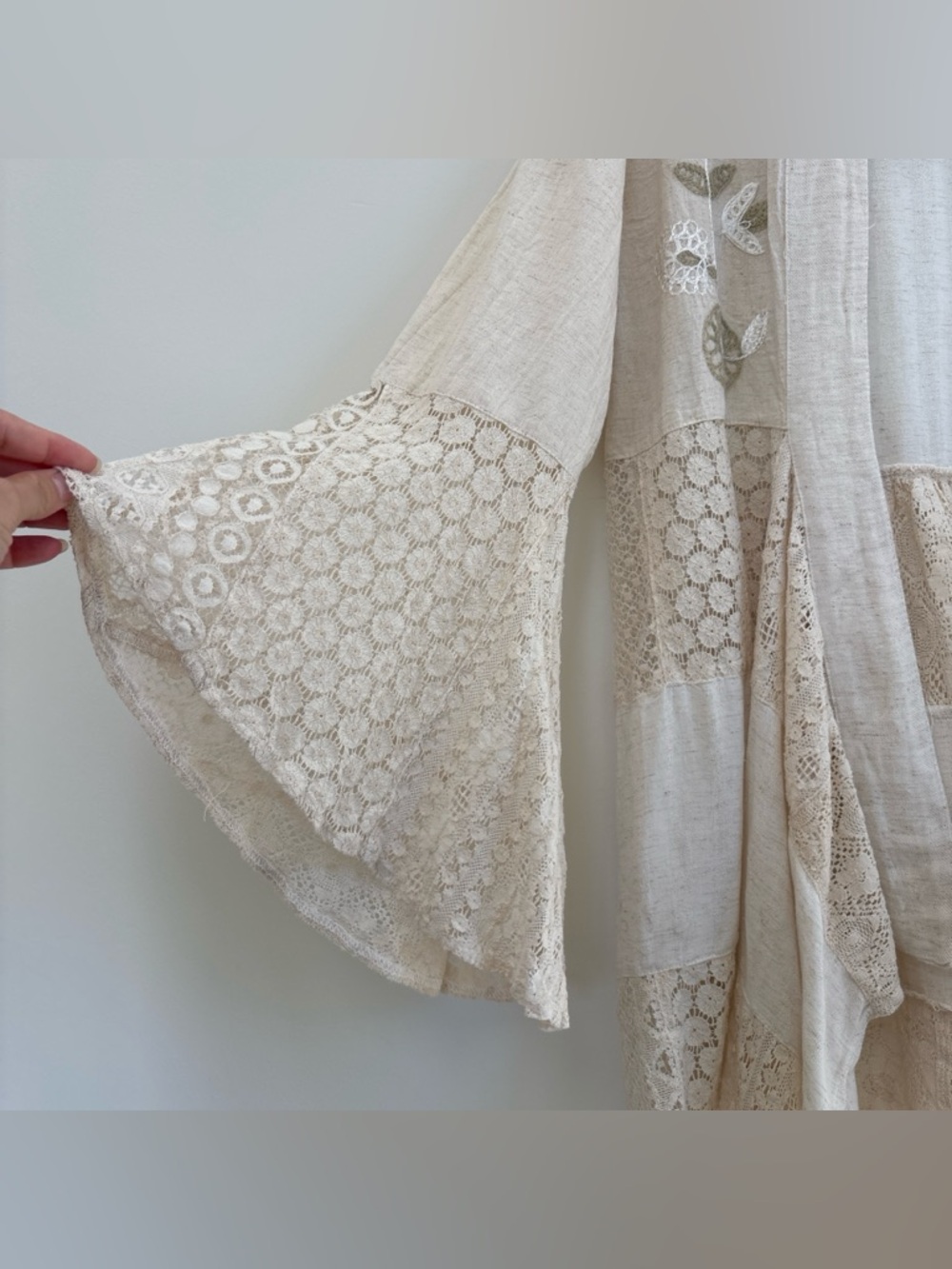 Young Threads Natural Denim Motif Embroidered Boho Long Shrug Kimono Duster NWT - Picture 6 of 9